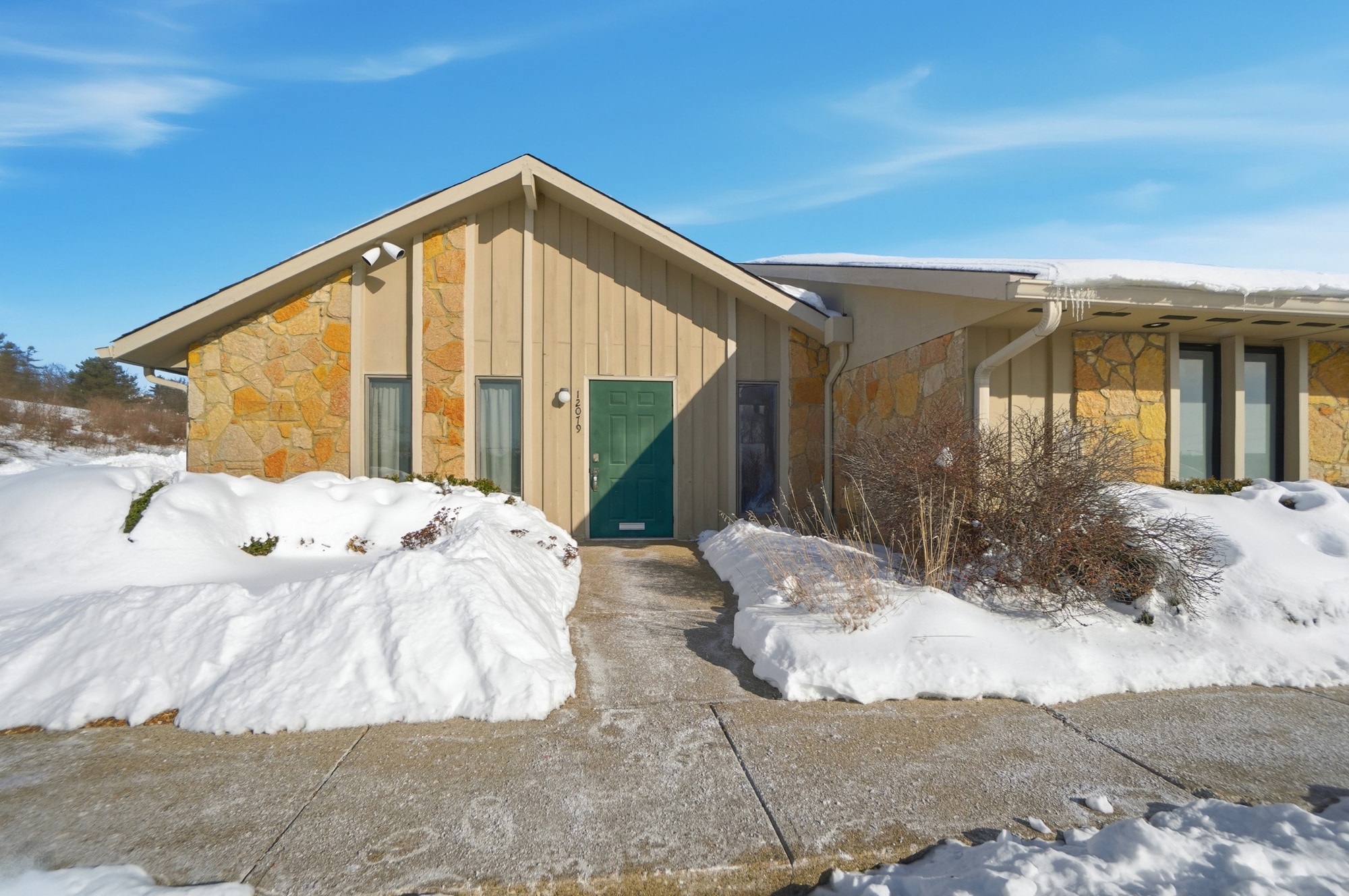 12071-12079 Sheraton Ln, Cincinnati, OH for sale Primary Photo- Image 1 of 19