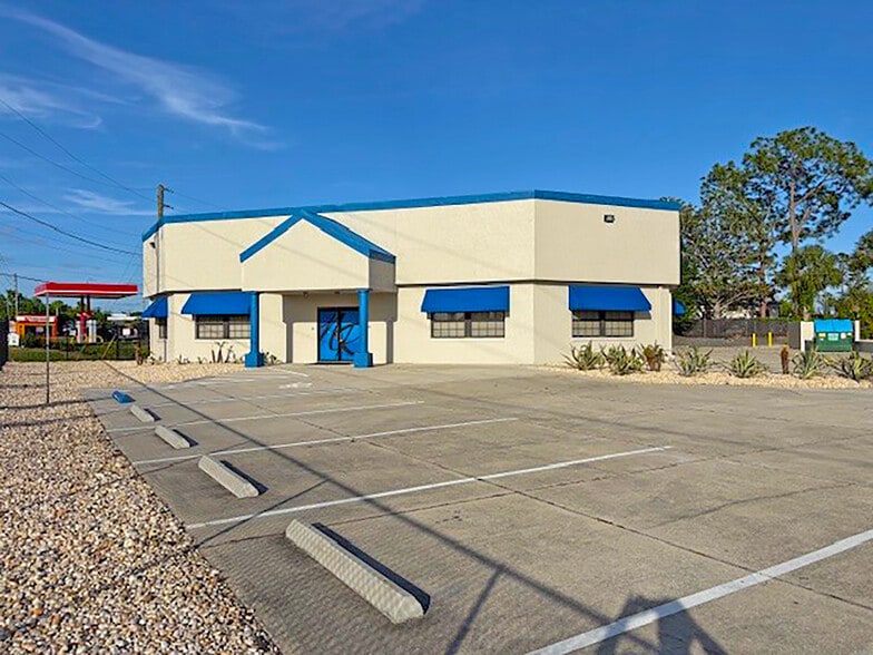 30 Keyes Ct, Sanford, FL for sale - Building Photo - Image 3 of 8
