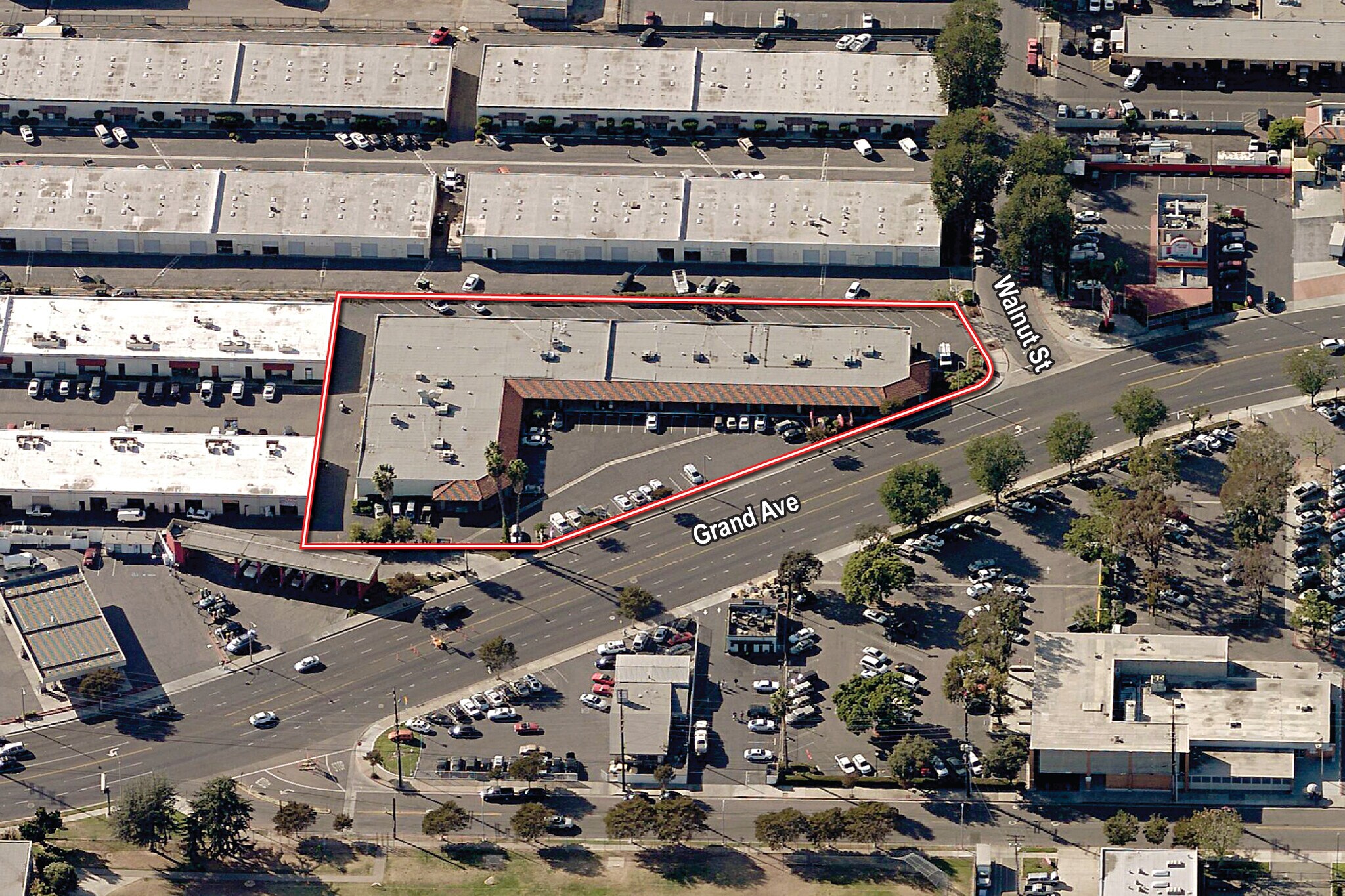 200-220 S Grand Ave, Santa Ana, CA for lease Primary Photo- Image 1 of 7
