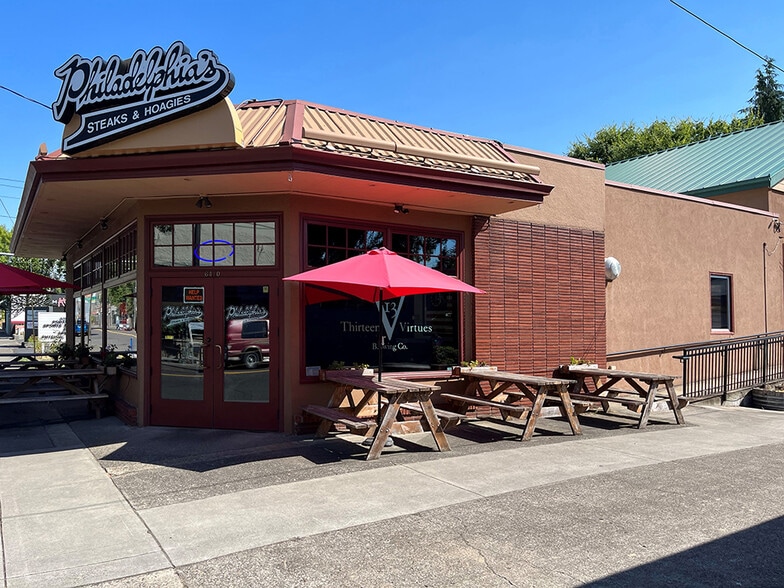 6410 SE Milwaukie Ave, Portland, OR à louer - Photo principale - Image 1 de 6