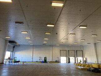 Plus de détails pour 483 El Camino Real S, Salinas, CA - Industriel à louer