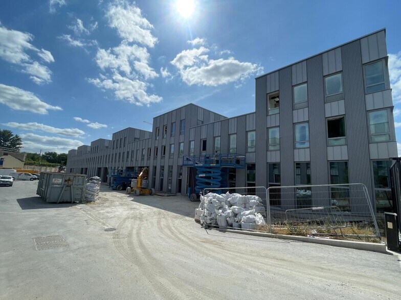 Flex dans Argenteuil à louer - Photo du bâtiment - Image 2 de 12