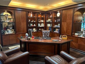 1208 W Newport Center Dr, Deerfield Beach, FL for sale Interior Photo- Image 2 of 25