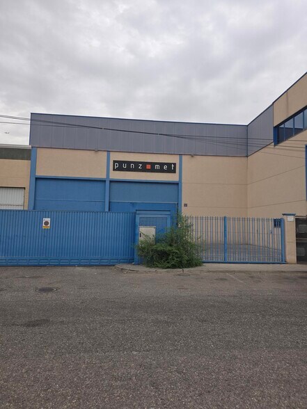 Industriel dans Arganda del Rey, Madrid à louer - Photo du bâtiment - Image 2 de 16