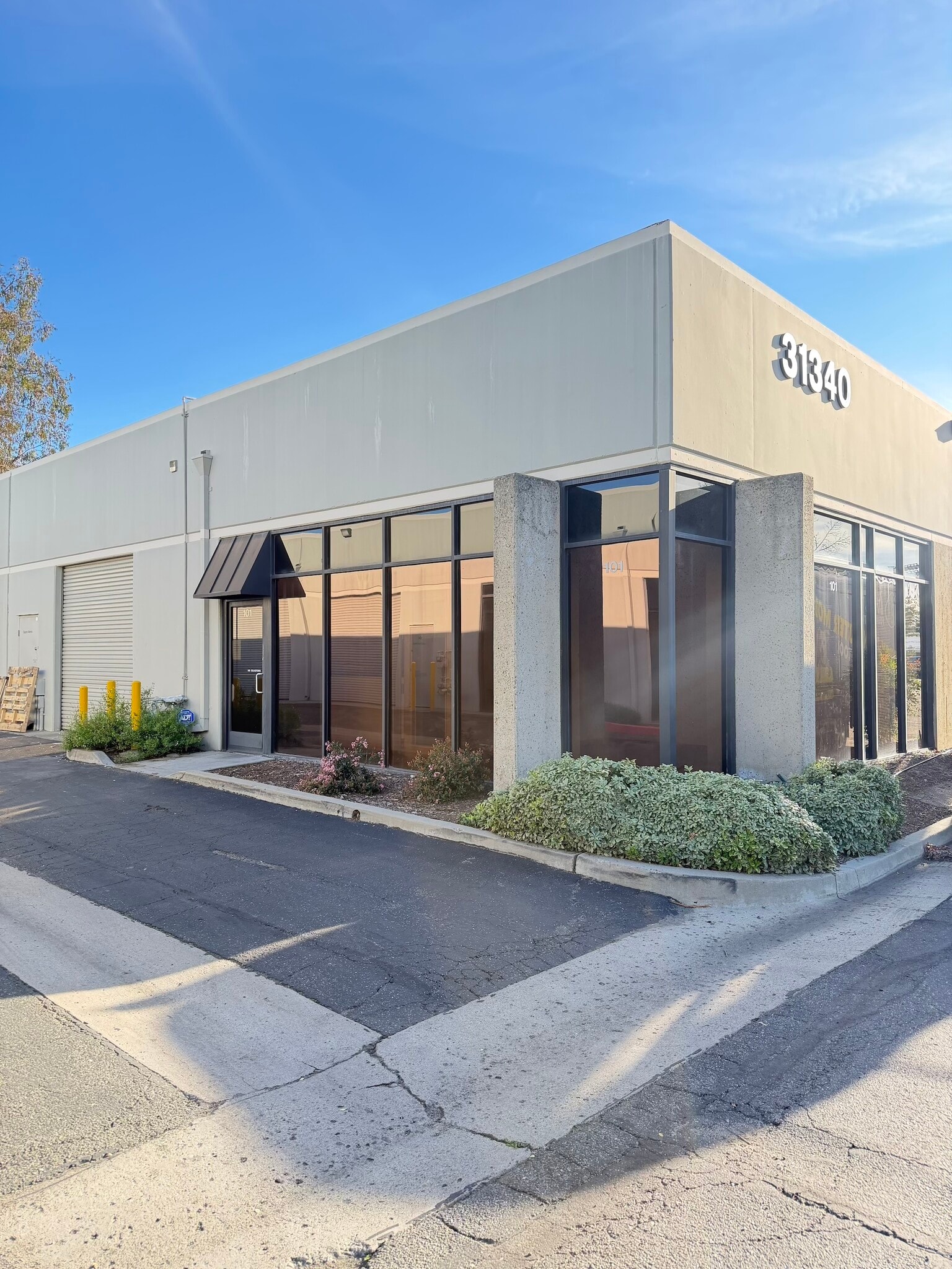 31340 Via Colinas, Westlake Village, CA for lease Building Photo- Image 1 of 14