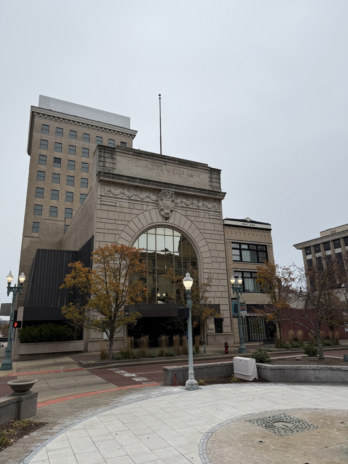 126 Central Plaza North, Canton, OH for lease Interior Photo- Image 1 of 10