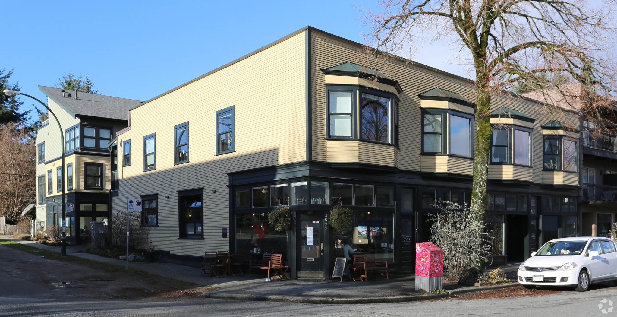 3589 Commercial St, Vancouver, BC for sale Primary Photo- Image 1 of 4