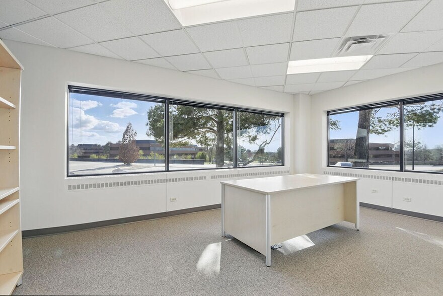 6070 Greenwood Plaza Blvd, Greenwood Village, CO à vendre - Photo du bâtiment - Image 3 de 12