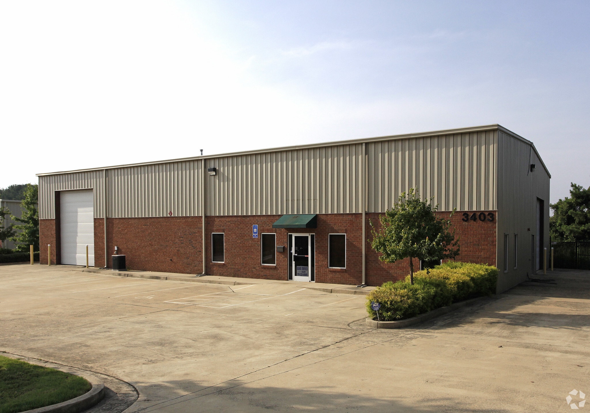 3403 Florence Cir, Powder Springs, GA for lease Primary Photo- Image 1 of 9