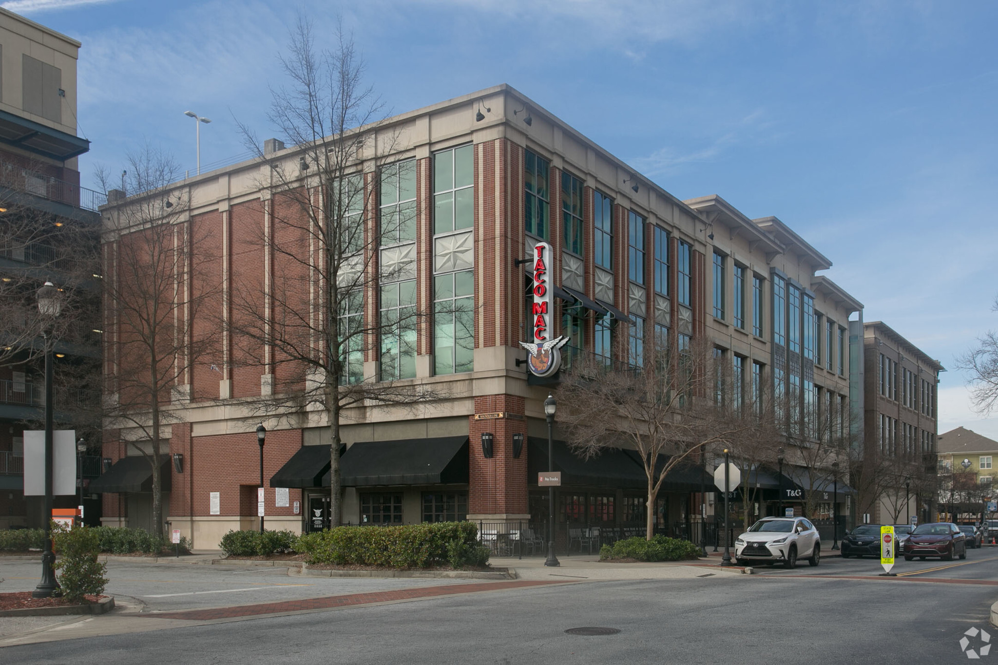 541-573 Main St, Atlanta, GA for lease Building Photo- Image 1 of 9