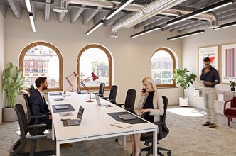 43 Queen Sq, Bristol for lease Interior Photo- Image 2 of 5