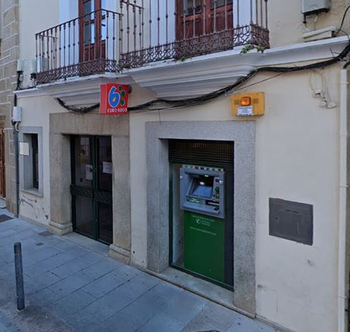 Immeuble residentiel dans Casar de Cáceres, Cáceres à vendre Photo intérieure- Image 1 de 2