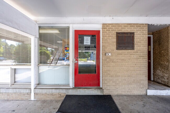 Plus de détails pour 601 Eastern Ave NE, Capitol Heights, MD - Bureau/Médical à louer