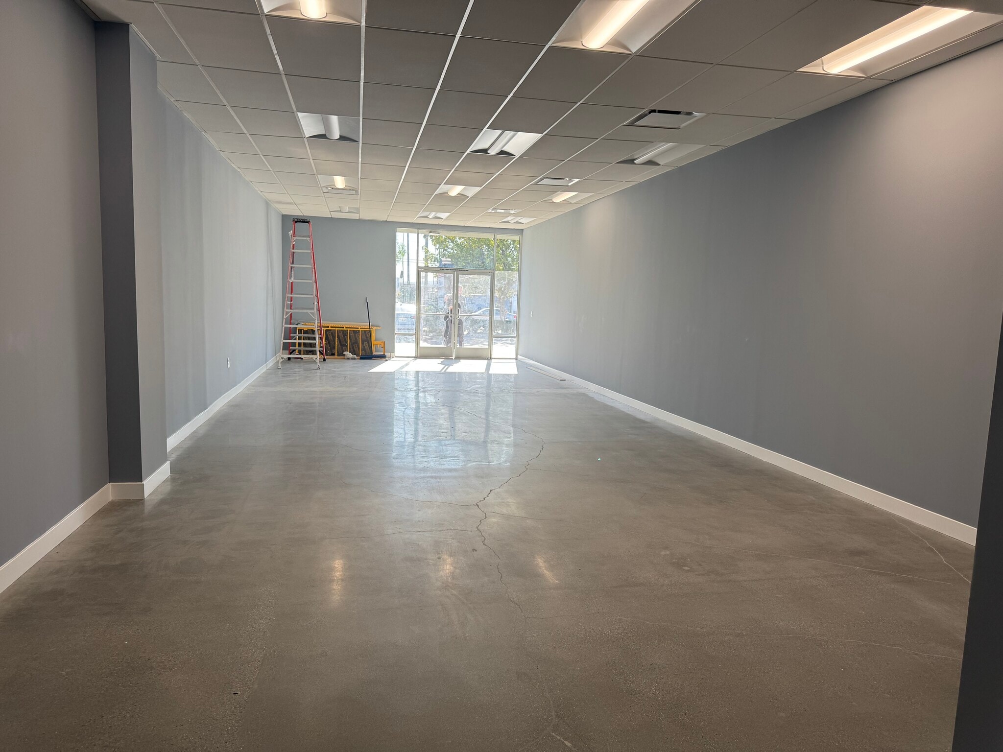 5151 W Pico Blvd, Los Angeles, CA for lease Primary Photo- Image 1 of 6