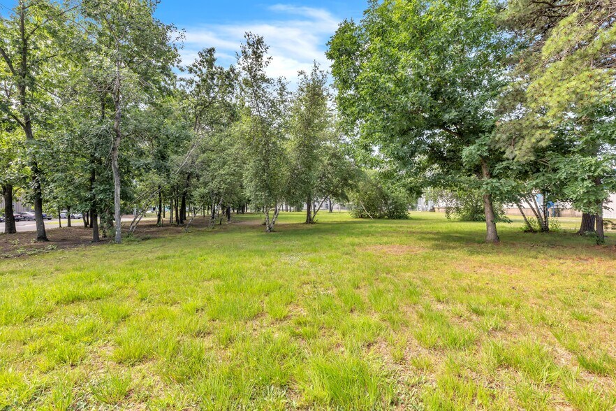 0 Char Drive, Westfield, MA à vendre - Photo du bâtiment - Image 3 de 7