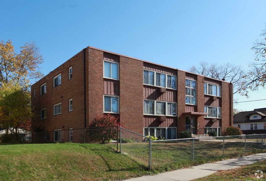 3545 12th Ave S, Minneapolis, MN for sale - Primary Photo - Image 1 of 9