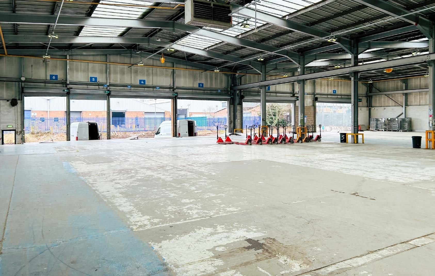 Progress Way, Coventry à louer Photo intérieure- Image 1 de 2