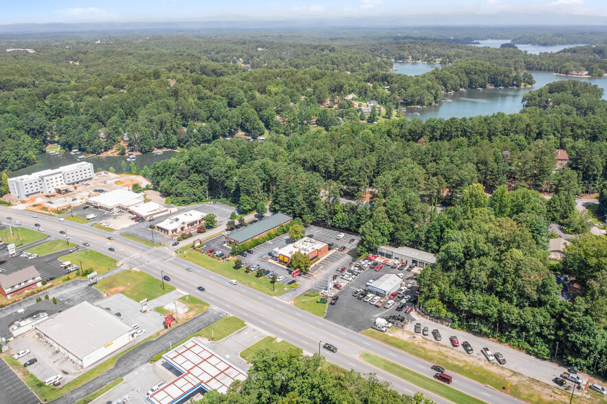 696 By Pass 123, Seneca, SC à vendre - Aérien - Image 1 de 1