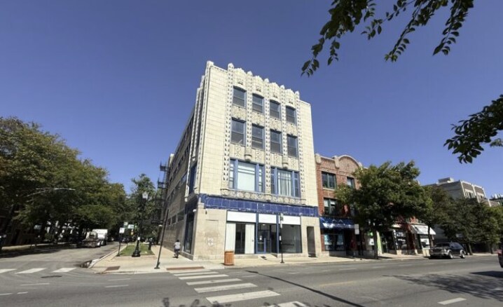 3324 W Lawrence Ave, Chicago, IL à vendre - Photo du bâtiment - Image 3 de 5