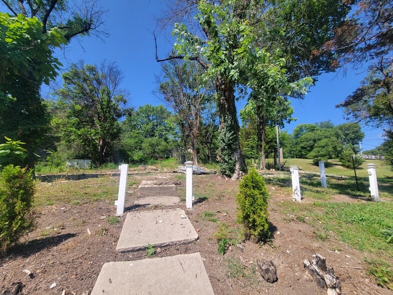 505 S 4th St, Clarksville, MO for sale - Other - Image 1 of 10