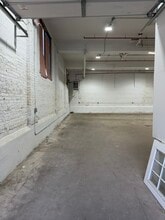 226 New Brunswick Ave, Perth Amboy, NJ for lease Interior Photo- Image 2 of 7