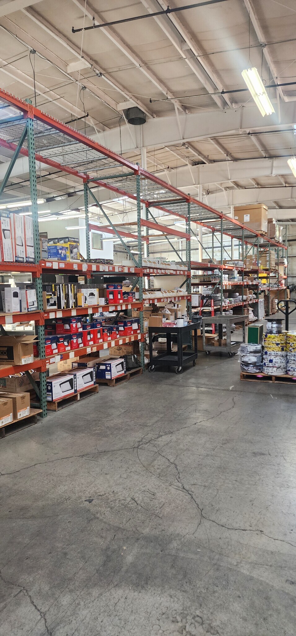 1275 14th St SE, Salem, OR à louer Photo intérieure- Image 1 de 2