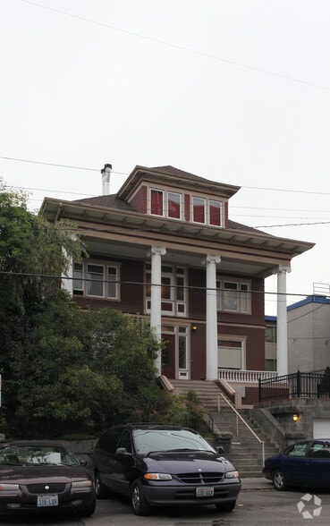 1712 Belmont Ave, Seattle, WA à vendre - Photo principale - Image 1 de 2