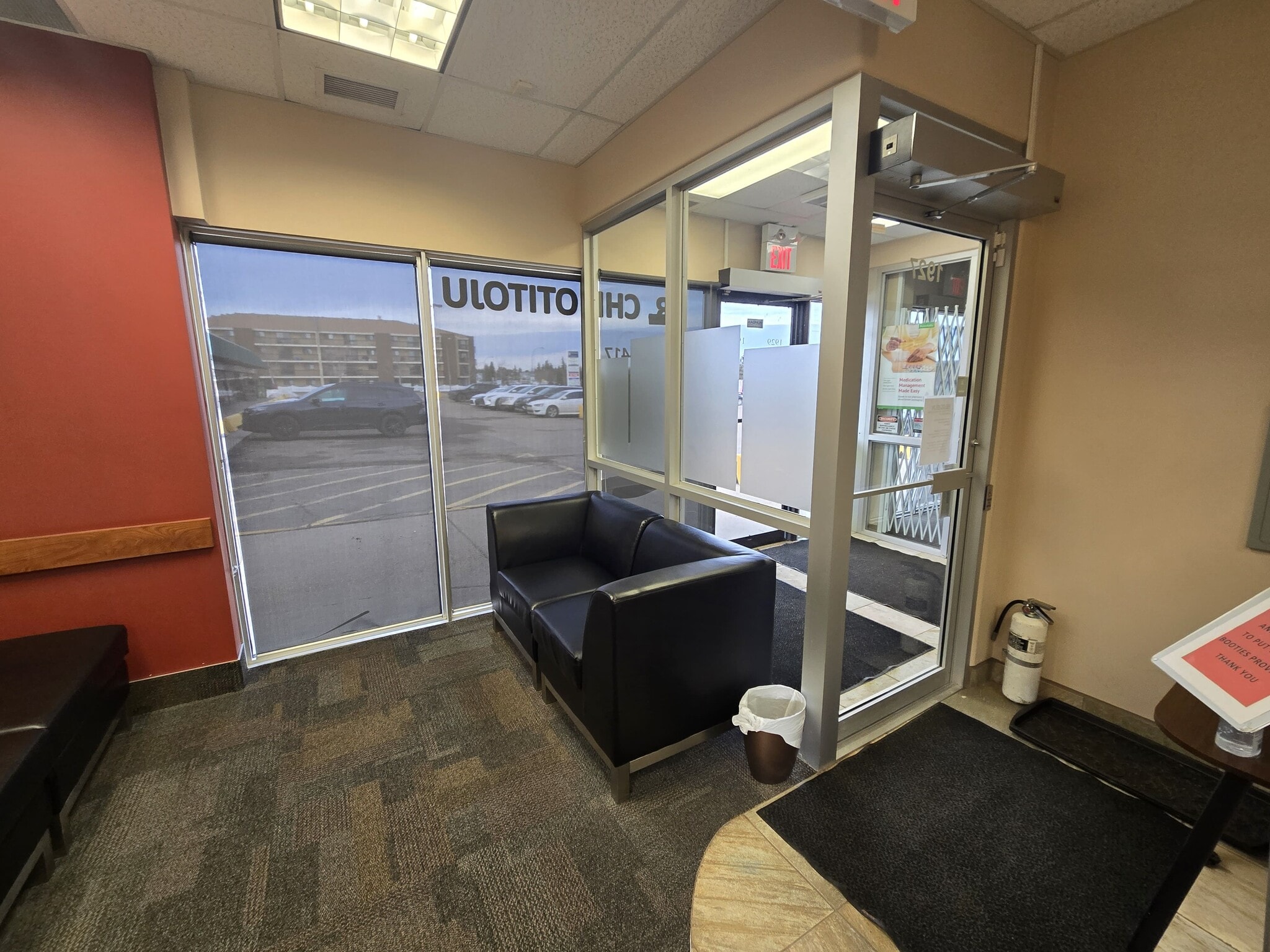 1903 105 St NW, Edmonton, AB for lease Interior Photo- Image 1 of 23