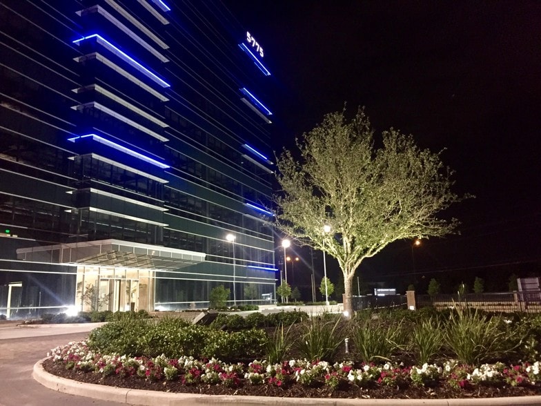 5775 N Sam Houston Pky W, Houston, TX for lease - Building Photo - Image 2 of 13