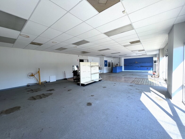 2356 W Goodman Rd, Horn Lake, MS for lease - Building Photo - Image 2 of 9