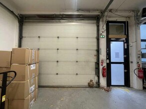 Flex dans Ivry-sur-Seine à louer Photo du bâtiment- Image 1 de 1