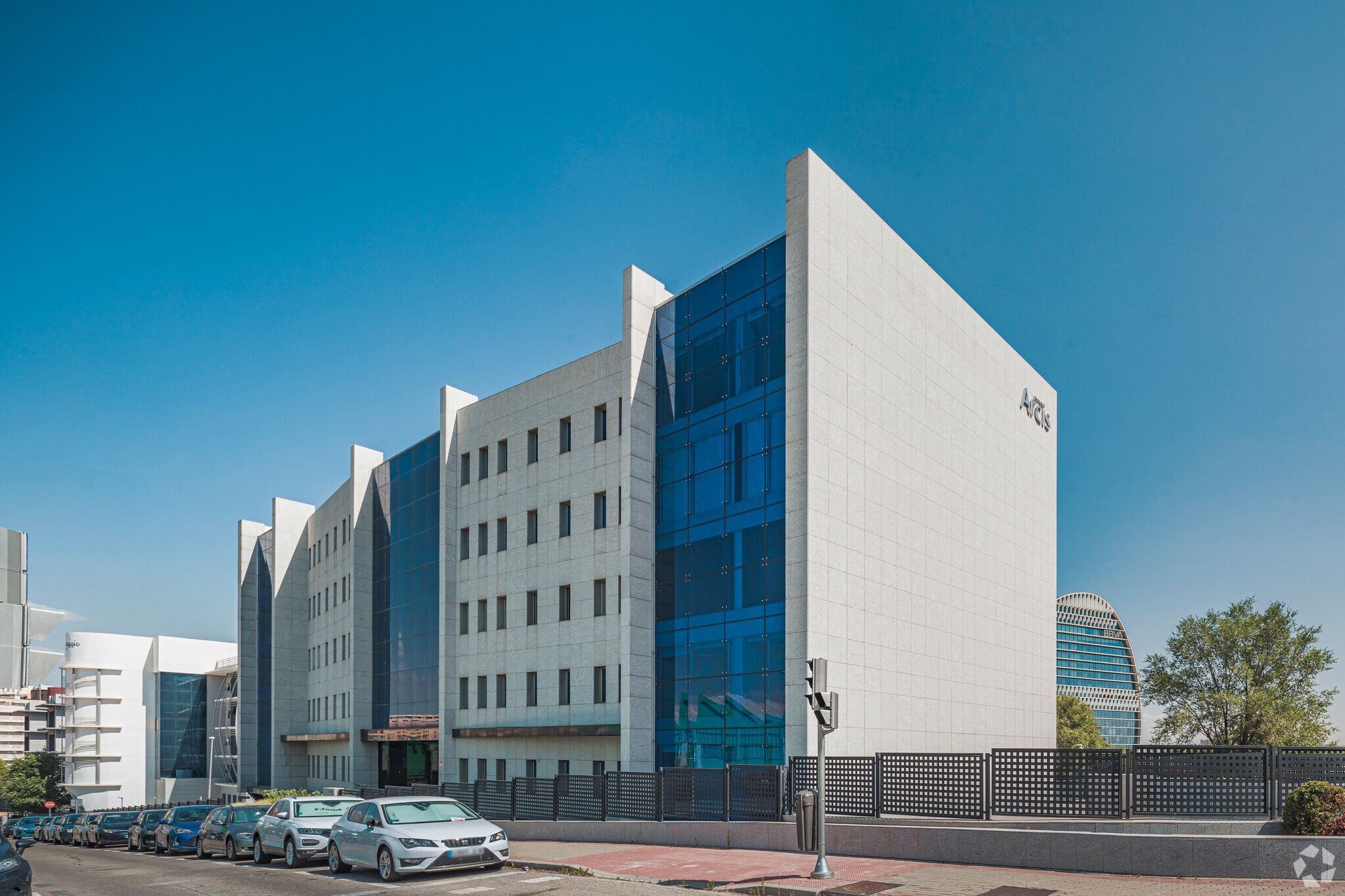 Office in Madrid, Madrid for lease Primary Photo- Image 1 of 7