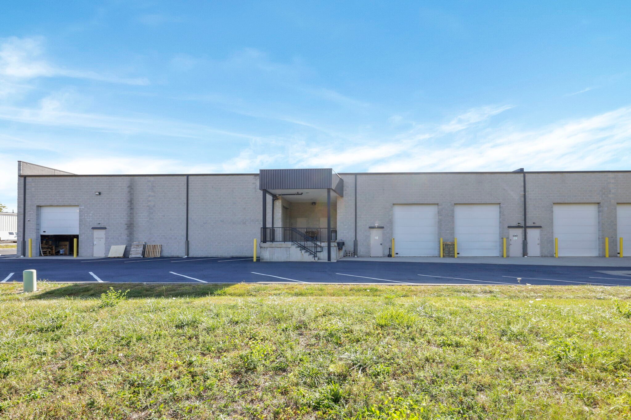 6361 Nicholas Dr, Columbus, OH à louer Photo intérieure- Image 1 de 3