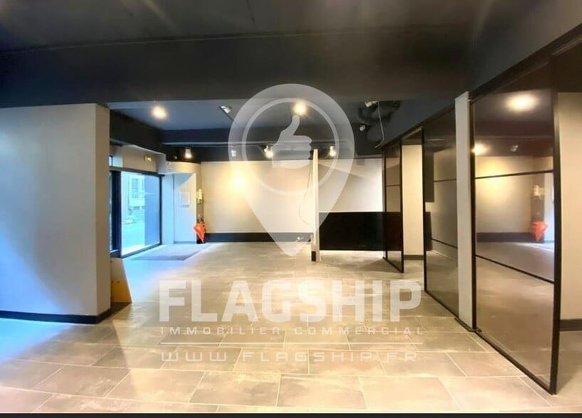 Retail in Paris for lease - Interior Photo - Image 2 of 9