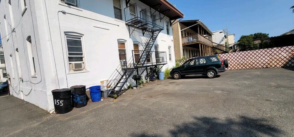 155 Parker St, Newark, NJ à vendre - Photo du bâtiment - Image 2 de 7