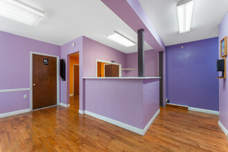 2424 Kings Hwy, Brooklyn, NY for lease Lobby- Image 2 of 14