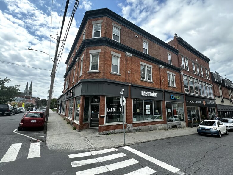 18-24 Rue Nicholson, Salaberry-de-valleyfield, QC à vendre - Photo principale - Image 1 de 1