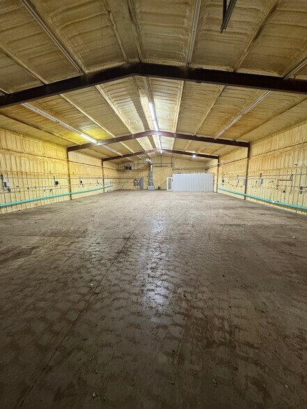 14360 S 4070 Rd, Oologah, OK à vendre - Photo du bâtiment - Image 2 de 5