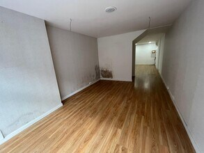 Commerce de détail dans Vilanova i la Geltrú, Barcelona à louer Photo intérieure- Image 2 de 5