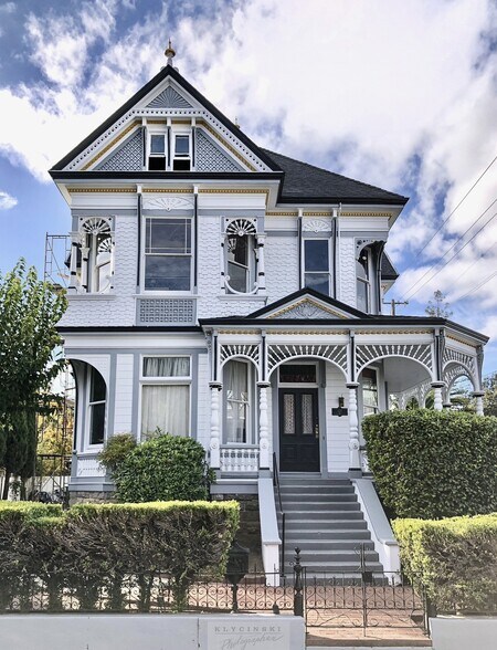 741 Seminary St, Napa, CA à vendre - Photo du bâtiment - Image 2 de 5