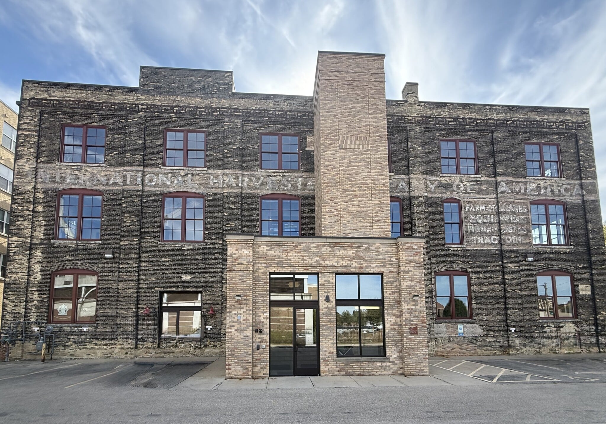 301 S Blount St, Madison, WI à louer Photo intérieure- Image 1 de 12