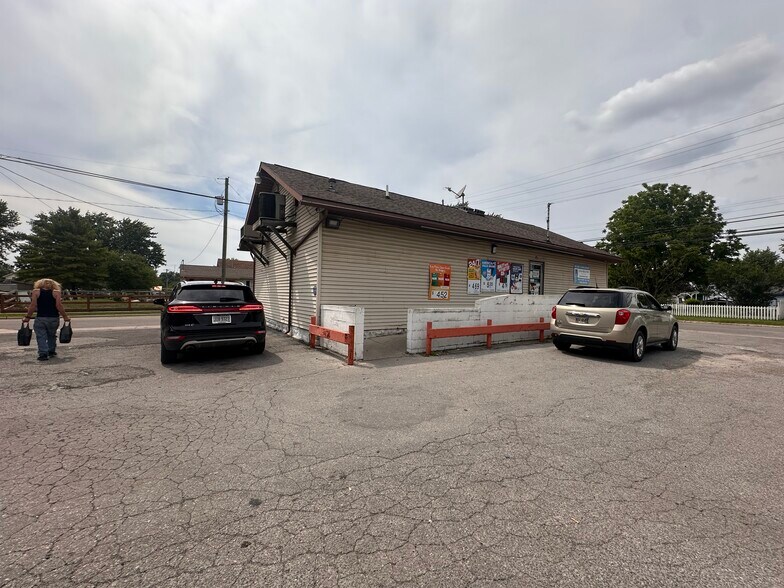901 Bennett St, Marion, OH for sale - Building Photo - Image 1 of 4