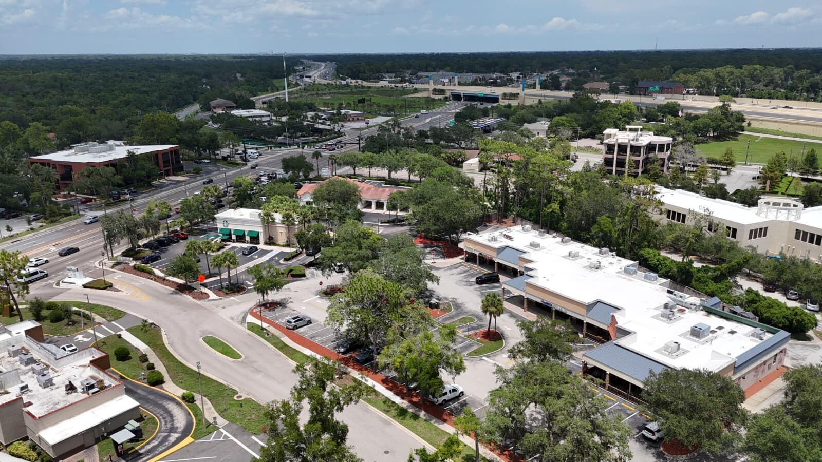 1185 Spring Centre Blvd S, Altamonte Springs, FL à louer Photo du bâtiment- Image 1 de 10