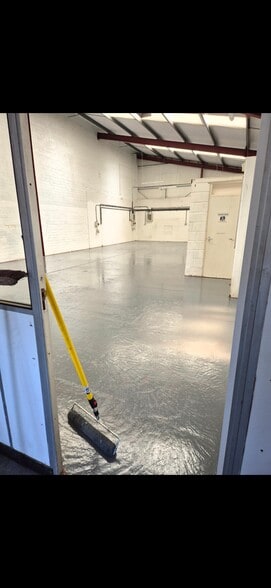 Sandleheath Industrial Estate Old Brickyard Road, Sandleheath for lease - Building Photo - Image 3 of 3