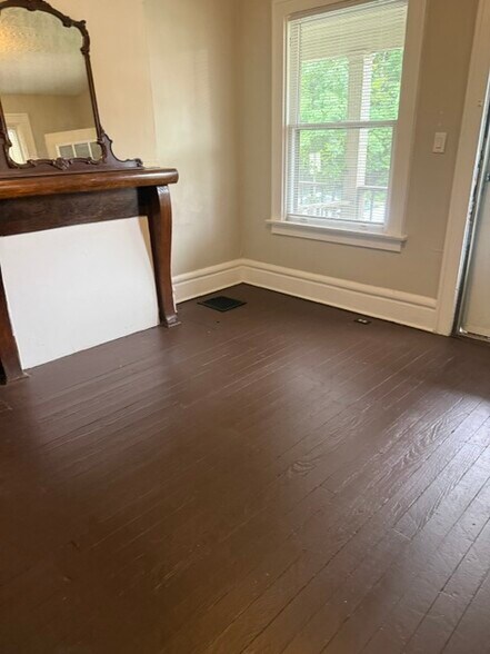 2480 Deming Ave, Columbus, OH à vendre - Photo du bâtiment - Image 2 de 22