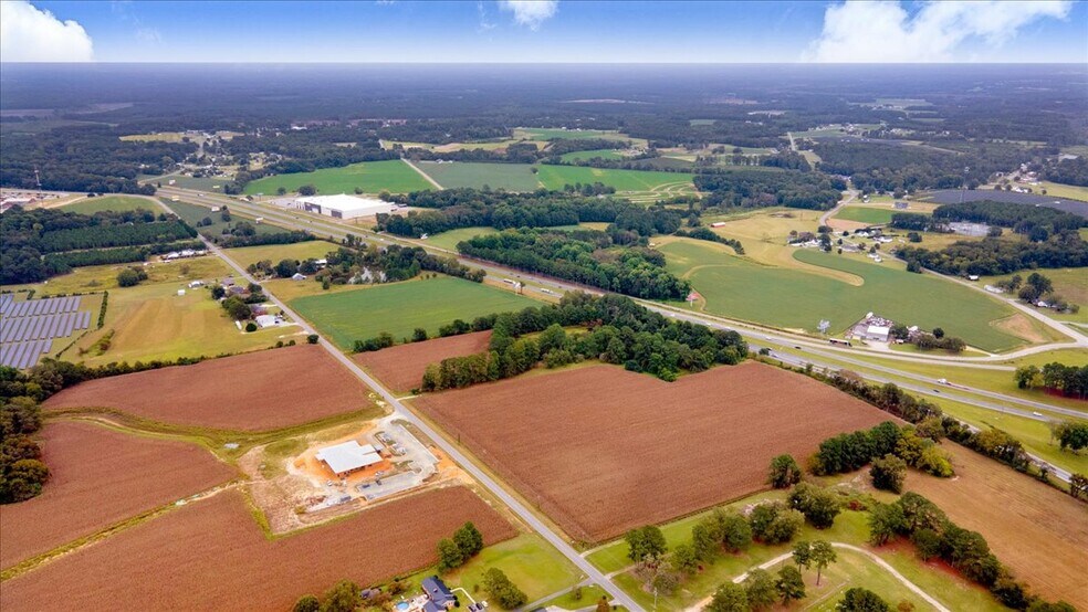 788 Boyette Rd, Four Oaks, NC à vendre - Photo du bâtiment - Image 2 de 9
