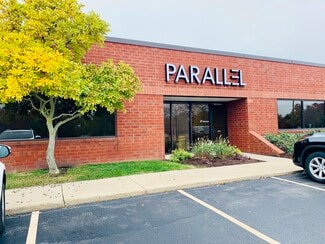 Plus de détails pour 1902 Fox Dr, Champaign, IL - Bureau à louer