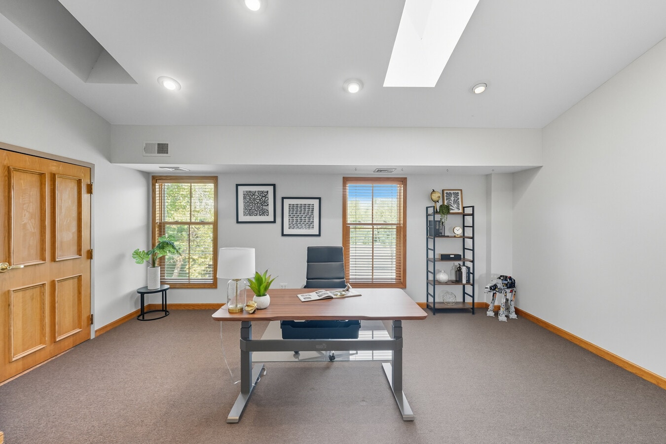 10130-10134 Colvin Run Rd, Great Falls, VA 22066 - Unit 10134 G&H - - Interior Photo - Image 2 of 30