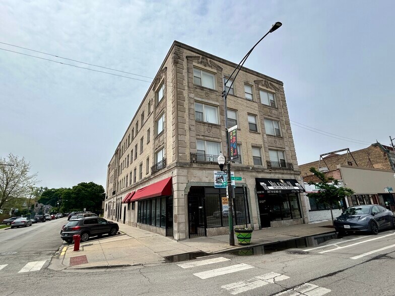 6314 S Troy St, Chicago, IL à louer - Photo du bâtiment - Image 1 de 10