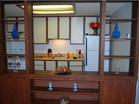 6295 Oakley Rd, Union City, GA for sale - Interior Photo - Image 3 of 9